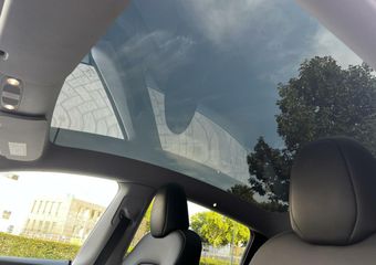 Tesla Model Y Performance AWD 75 kWh