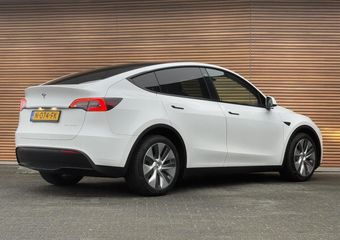 Tesla Model Y Long Range AWD 75 kWh Navi / Clima / Lm Velgen / Leer / LED / Panodak