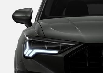 Audi Q3 S edition Competition 35 TFSI 150 PK Audi Q3 35 TFSI S edition Competition 150 PK · Panorama dak · Adaptieve cruise control · Bekleding Leder/Alcantara · SONOS Premium 3D