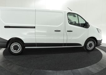 Renault TRAFIC 2.0 dCi 150 T30 L2H1 Comfort | Parkeersensoren | Vloerplaat | Airco | Navigatie | Apple Carplay