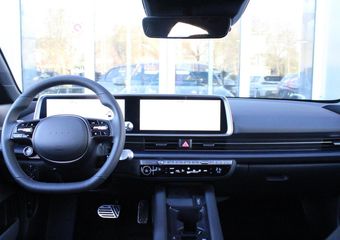 Hyundai IONIQ 6 CONNECT 77 kWh WARMTEPOMP | VOORVERWARMING | NAVIGATIE | STOELVERWARMING | STUURVERWARMING | HEAD-UP DISPLAY | DODEHOEK DETECTIE | ELEKTRISCHE VOOSRSTOELEN | ACHTERBANK VERWARMING | ELEKTRSICH BEDIENBARE ACHTERKLEP | DRAADLOOS TELEFOONLADEN | VEHICLE TO