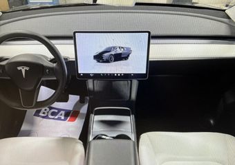 Tesla Model Y Long Range AWD 75kWh | Pano | Navi | Camera | Trekhaak