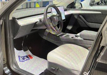 Tesla Model Y Long Range AWD 75kWh | Pano | Navi | Camera | Trekhaak