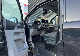 Ford TRANSIT CUSTOM 300 2.0 TDCI L2H1 Limited | Trekhaak | Navi | Camera | Apple CarPlay/Android Auto | Cruise Control | Climate