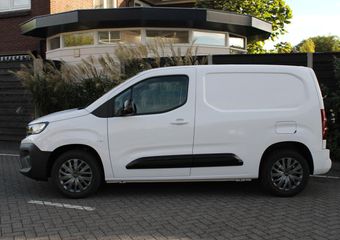 Peugeot PARTNER 1.5 BlueHDi 100PK S&S L1 Navigatie, Achteruitrijcamera, Trekhaak, Dab, Bluetooth, Parkeersensoren voor & achter