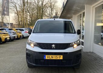 Peugeot PARTNER 1.5 BlueHDI Pro | Weinig kilometers | Zeer nette staat | Airconditioning | Cruise Control | Zijschuifdeur rechts