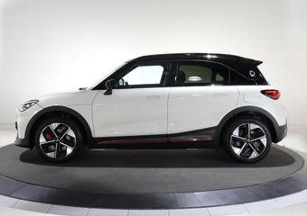 Smart #1 Brabus BRABUS 66 kWh | Panoramadak | 360 Camera | Keyless Entry | Memory | Cyber Spark LED | Smart Drive Pilot | BRABUS Mode |