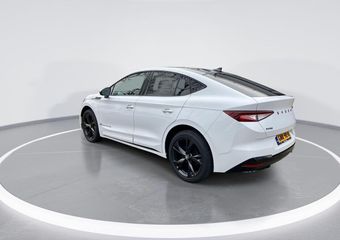 Skoda Enyaq iV Coupé Selection Elektromotor 210 kW / 286 pk SUV | Moon white | Business upgrade pakket | Panorama dak | 20” inch velgen |