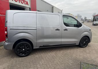 Toyota PROACE Worker 2.0 D-4D Black Line | Automaat