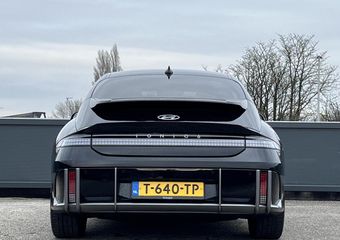 Hyundai IONIQ 6 Connect 77 kWh | Ultrasnel – snellaadtechnologie | Warmtepomp | 20”Bi-color lmv |