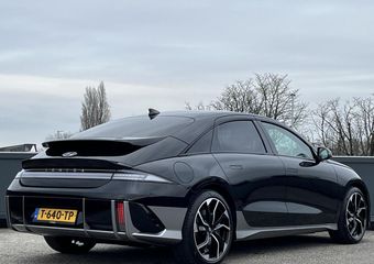 Hyundai IONIQ 6 Connect 77 kWh | Ultrasnel – snellaadtechnologie | Warmtepomp | 20”Bi-color lmv |
