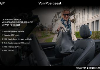 Mini COOPER 5-deurs Classic | Park Distance Control | Navigatiesysteem | Apple Carplay