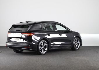 Skoda Enyaq iV 60 Sportline Business 180 pk | Navigatie | Parkeersensoren | Achteruitrijcamera | Autom. airco (3 zones) | Stoelverwarming |