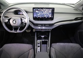 Skoda Enyaq iV 60 Sportline Business 180 pk | Navigatie | Parkeersensoren | Achteruitrijcamera | Autom. airco (3 zones) | Stoelverwarming |