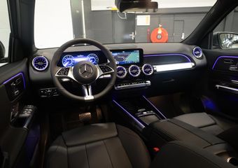 Mercedes-Benz EQB 250+ Luxury Line 71 kWh Panorama dak