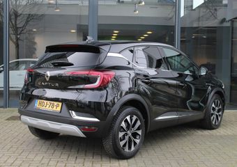 Renault CAPTUR 1.3 TCe 140 EDC Techno AUTOMAAT / 9,3” NAVI / 10,25” COCKPIT / CAMERA / PDC / ADAPT. CRUISE / STOELV. / STUURV. / VOORRUITV. / CLIMATE / 17” LMV ALL-SEASON