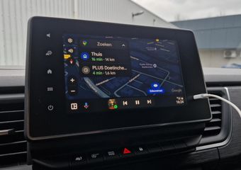 Renault TRAFIC 2.0 dCi 150 T30 L2H1 Work Edition / AUTOMAAT / Cruise Control / Airco / Tussenschot met raam / Apple Carplay & Android Auto /