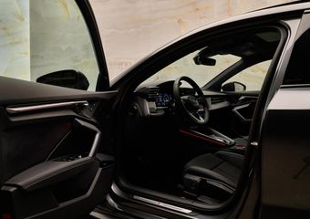 Audi A3 SPORTBACK 35 TFSI S Edition, MJ2025, 19”, pano, SONOS, matrix-LED, Assistentiepakket Pro, keyless, privacy, NP62k