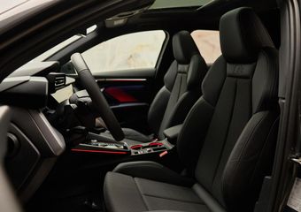 Audi A3 SPORTBACK 35 TFSI S Edition, MJ2025, 19”, pano, SONOS, matrix-LED, Assistentiepakket Pro, keyless, privacy, NP62k