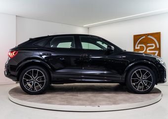 Audi Q3 Sportback 45 TFSI e 2x S-Line 245PK | Virtual Cockpit | Carplay | Matrix | ACC+Dodehoek | 12 MND Garantie