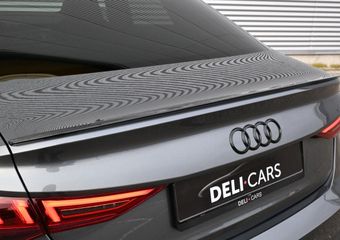 Audi A3 Limousine 35 TFSI S-Line Black edition RS | Pano | Apple-Carplay | Virtual