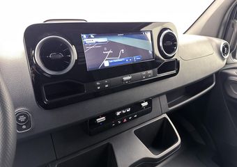Mercedes-Benz SPRINTER 317 L3H2 PRO Nieuw Direct Leverbaar LED 3500 KG Trekgewicht Navigatie Achteruitrijcamera
