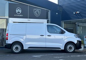 Citroen ë-Jumpy L2 136pk 50kWh | Airco | Navigatie | Parkeercamera/-sensoren | Appel Carplay/Android Auto |  Cruise Control | Elektrische buitenspiegels | DAB |