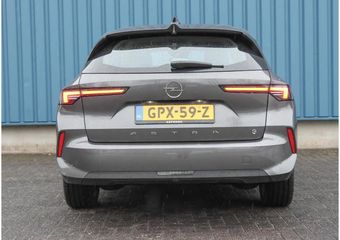 Opel ASTRA Electric 54 kWh Business Edition | Warmtepomp | 11kw lader | AGR-bestuurdersstoel | Apple Carplay/ Android Auto | Adaptieve cruise control | Camera | Parkeersensoren voor & Achter | Navigatie | Stoel & stuur verwarming