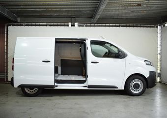 Citroen ë-Jumpy L2 50 kWh 136pk | ACHTERUITRIJCAMERA + SENSOREN | NAVIGATIE | CARPLAY | UIT VOORRAAD LEVERBAAR