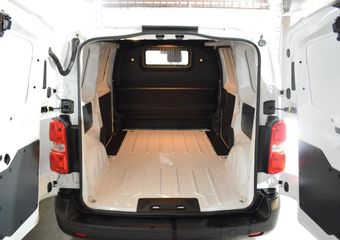 Citroen ë-Jumpy L2 50 kWh 136pk | ACHTERUITRIJCAMERA + SENSOREN | NAVIGATIE | CARPLAY | UIT VOORRAAD LEVERBAAR