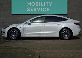 Tesla Model 3 Long Range AWD 75 kWh SOH88% Pano AutoPilot LED ACCU- CHECK