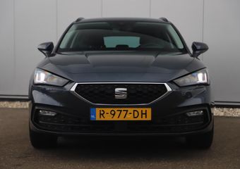 Seat LEON Sportstourer 1.0 TSI Style Business Intense 110PK Trekhaak 17 inch Full LED Navigatie Carplay Android Adaptive Cruise Lane Assist Getint Glas