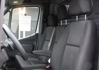 Mercedes-Benz SPRINTER 317CDI 170PK AUTOMAAT RWD L2H2 | * CAMERA * CRUISE CONTROL * STOELVERWARMING *