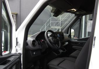 Mercedes-Benz SPRINTER 317CDI 170PK AUTOMAAT RWD L2H2 | * CAMERA * CRUISE CONTROL * STOELVERWARMING *