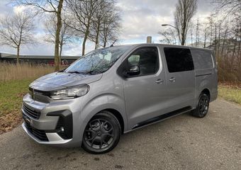 Citroen JUMPY L3 DC 2.0D 180 PK EAT8 | GEEN BPM | Dubbele Cabine | 8-traps automaat | Dubbele schuifdeur | 5-zits | NAVI | Multimedia | Apple CarPlay / Android Auto | Achteruitrijcamera | Parkeersensoren achter |  Digitale cockpit | Elektrisch inklapbare spiegels | Mis
