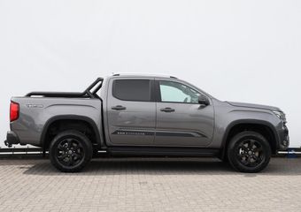 Volkswagen AMAROK 3.0 TDI V6 240PK 4Motion PanAmericana Plus Cabine | 360° camera | Harman/Kardon | Trekhaak (3.500kg) | Keyless | Sperdifferentieel | Dodehoekdetectie | Leder | Stoelverwarming |