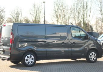 Renault TRAFIC 2.0dCi 130pk T30 L2H1 Work Edition | Trekhaak | Cruise | Camera | Carplay/Android | Lease 414,- p/m