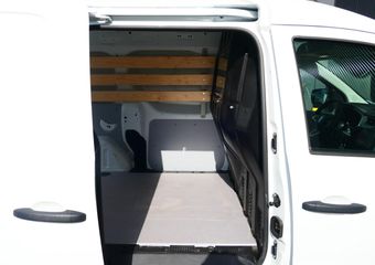 Renault EXPRESS 1.5 dCi 75 Comfort + *Betimmering lat-lat in laadruimte* – Sidebars, sensor achter, navi, trekhaak