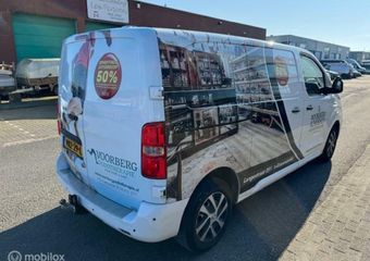 Citroen JUMPY bestel 2.0 BlueHDI 120 M Driver Euro6 2.500kg trekgewicht , Navigatie , Camera achter , Dodehoekdetectie , Trekhaak , Bumpers in de kleur , Lage km stand