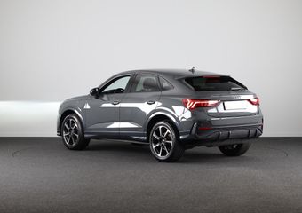 Audi Q3 Sportback 45 TFSI e S Edition Private lease vanaf ¤825,- pm | 245 pk S-tronic  | Verlengde garantie | Navigatie | Parkeersensoren | Adaptieve cruise control | Stoelverwarming |