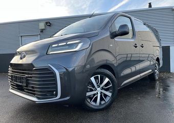 Toyota PROACE Long Worker 2.0 D-4D Professional DC 145PK Automaat DubbeleCabine 6 persoons DIRECT RIJDEN incl. o.a.: Apple Carplay / Android Auto, Climate Control, Cruise Control, LM velgen, 2 schuifdeuren