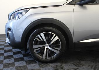 Peugeot 3008 1.2 PureTech Allure |Pano|Navi|Camera|