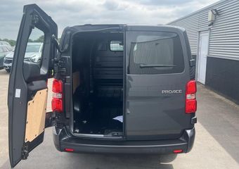 Toyota PROACE Long Worker 2.0 D-4D L2 Professional GEEN BPM! UIT VOORRAAD LEVERBAAR! NIEUW