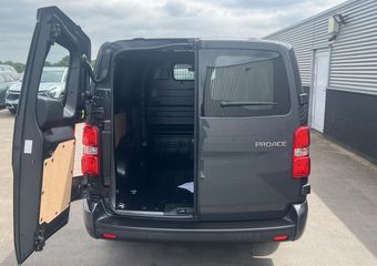 Toyota PROACE Long Worker 2.0 D-4D L2 Professional GEEN BPM! UIT VOORRAAD LEVERBAAR! NIEUW