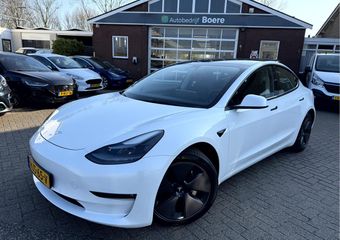 Tesla Model 3 Long Range AWD 75 kWh Stoel/Stuur Verwarming, Warmtepomp, Panoramadak, Camera