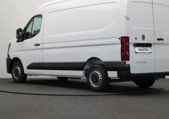 Renault MASTER T35 2.0 dCi 130pk L2H2 Advance | Trekhaak | Laadruimtepakket | Reservewiel |