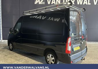 Renault MASTER 2.3 dCi 150pk L2H2 Euro6 Airco | Imperiaal | LED | Navigatie | Camera | 2500kg Trekhaak Cruisecontrol, Parkeersensoren, Bijrijdersbank