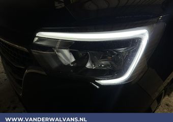 Renault MASTER 2.3 dCi 150pk L2H2 Euro6 Airco | Imperiaal | LED | Navigatie | Camera | 2500kg Trekhaak Cruisecontrol, Parkeersensoren, Bijrijdersbank