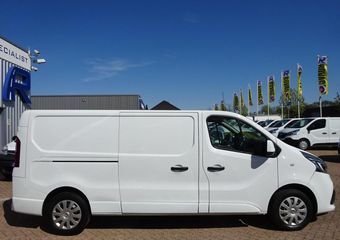 Renault TRAFIC 2.0 dCi 120 T29 L2H1 AIRCO NAVI CRUISE CONTROL 2 x SCHUIFDEUR