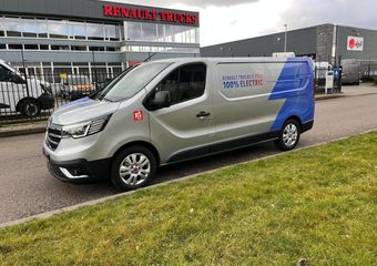 Renault TRAFIC E-Tech Red L2 H1, Airco, Nav, Camera